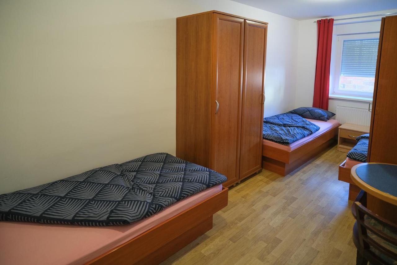 Sostanj Velenje Ravne Sobe Rooms Vrtacnik D O O Luaran gambar