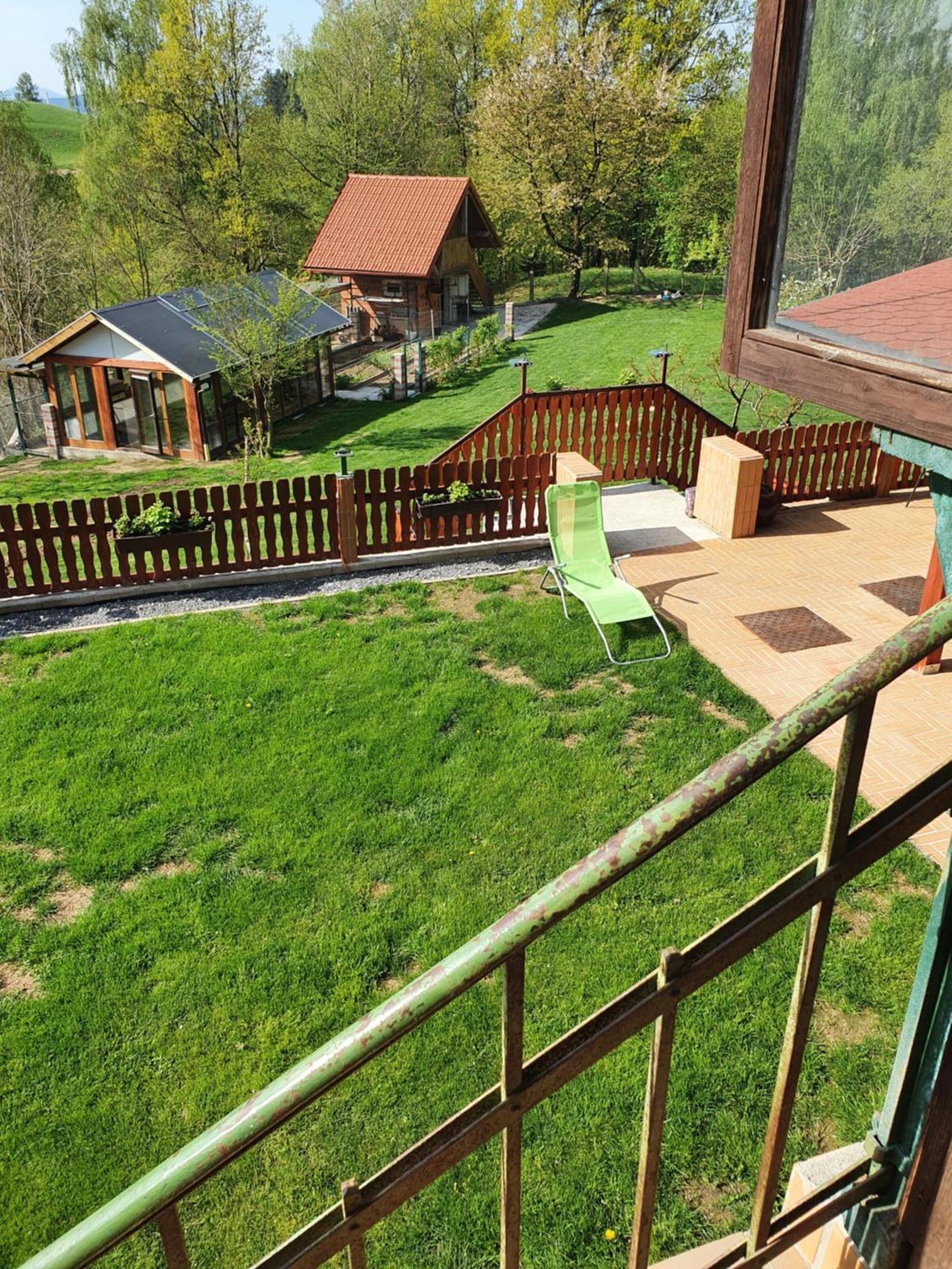 Sostanj Velenje Ravne Sobe Rooms Vrtacnik D O O Luaran gambar