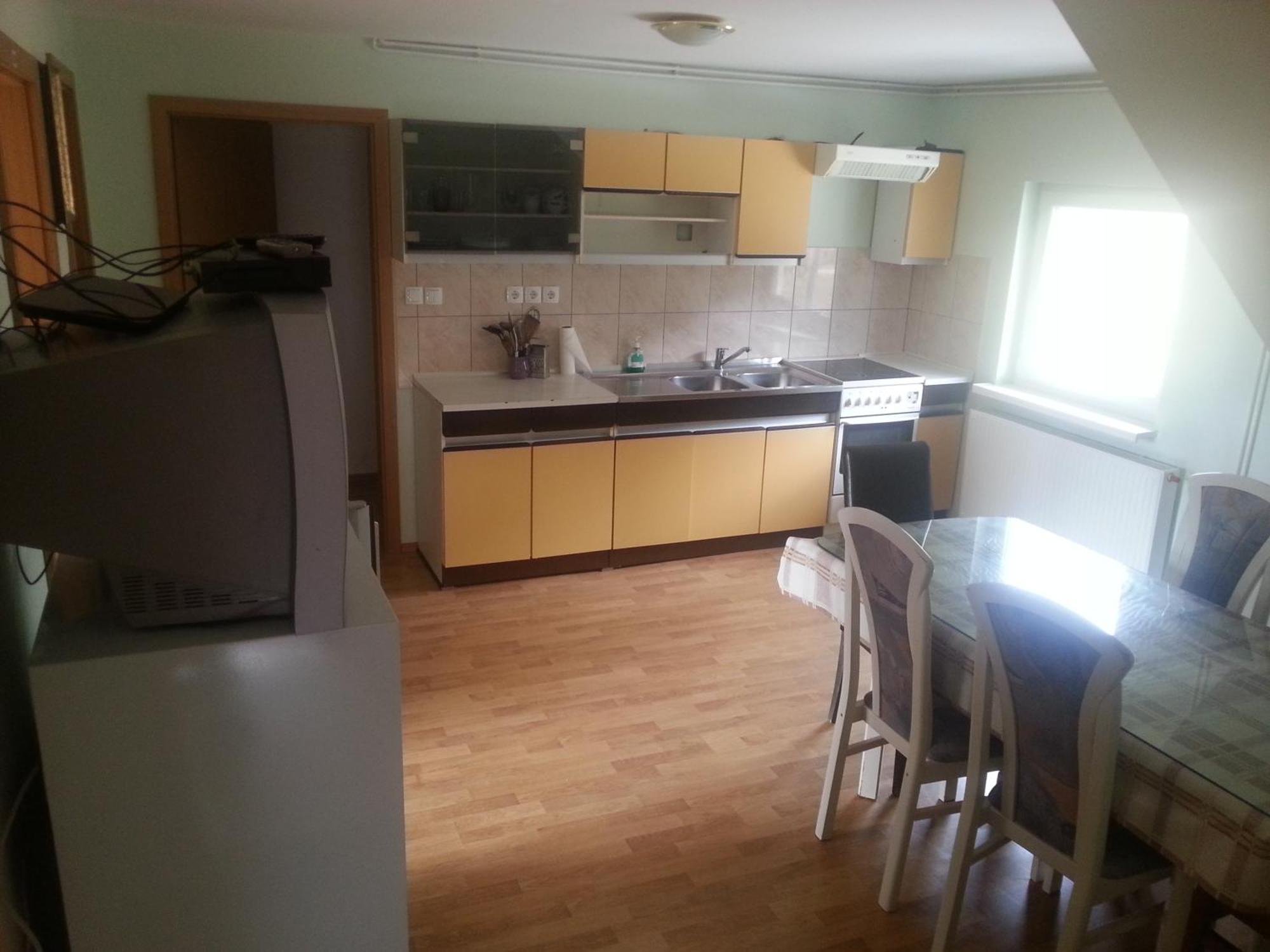 Sostanj Velenje Ravne Sobe Rooms Vrtacnik D O O Luaran gambar